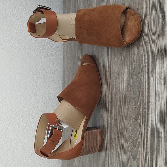 Marc Fisher Shoes - New Marc Fisher ROBE 2 Brown Genuine Suede Leather Open Toe Shoes Ankle Strap 9